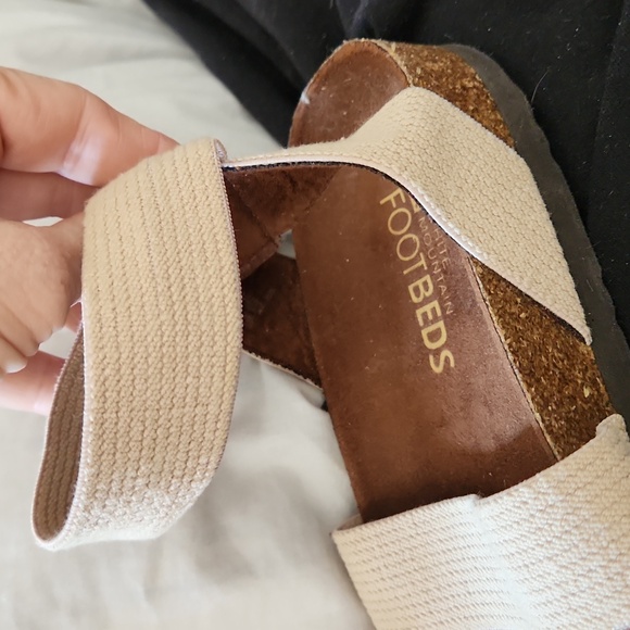 Footbeds $16 - Picture 7 of 7